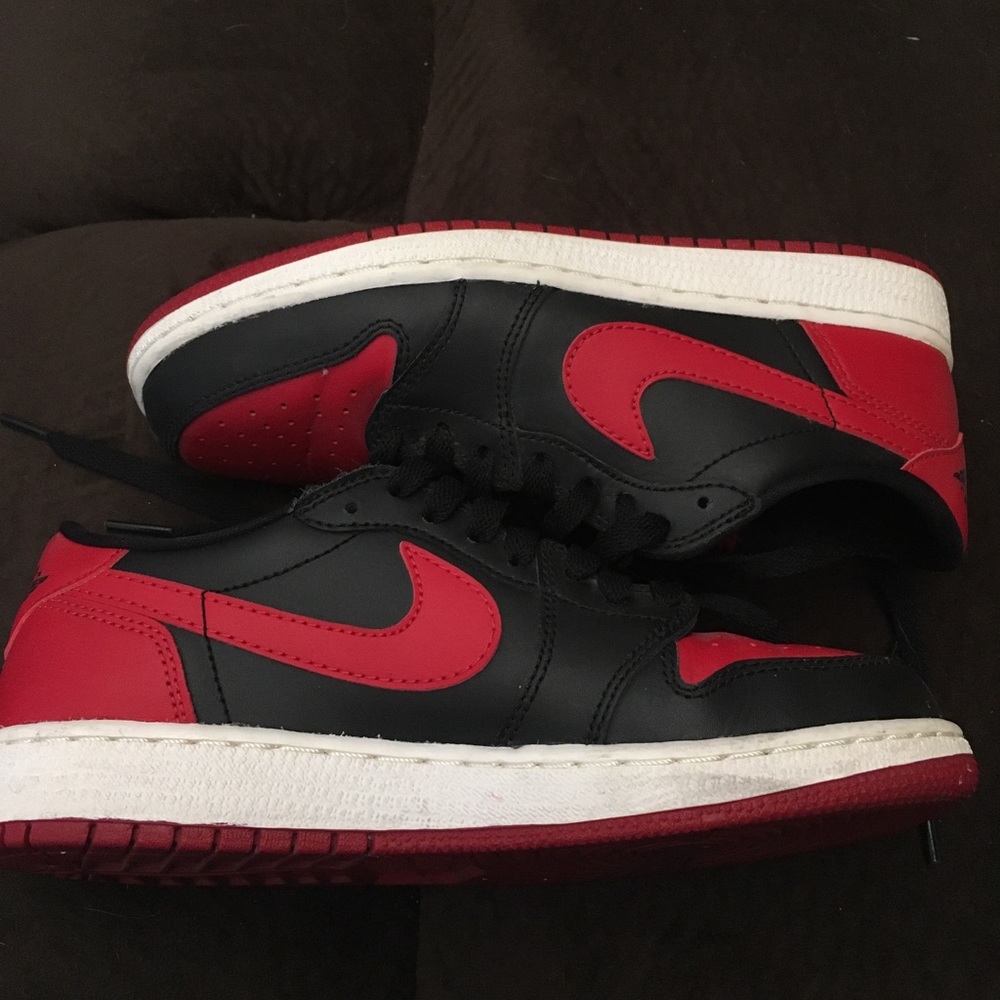 Nike Jordan Bred 1 Lows